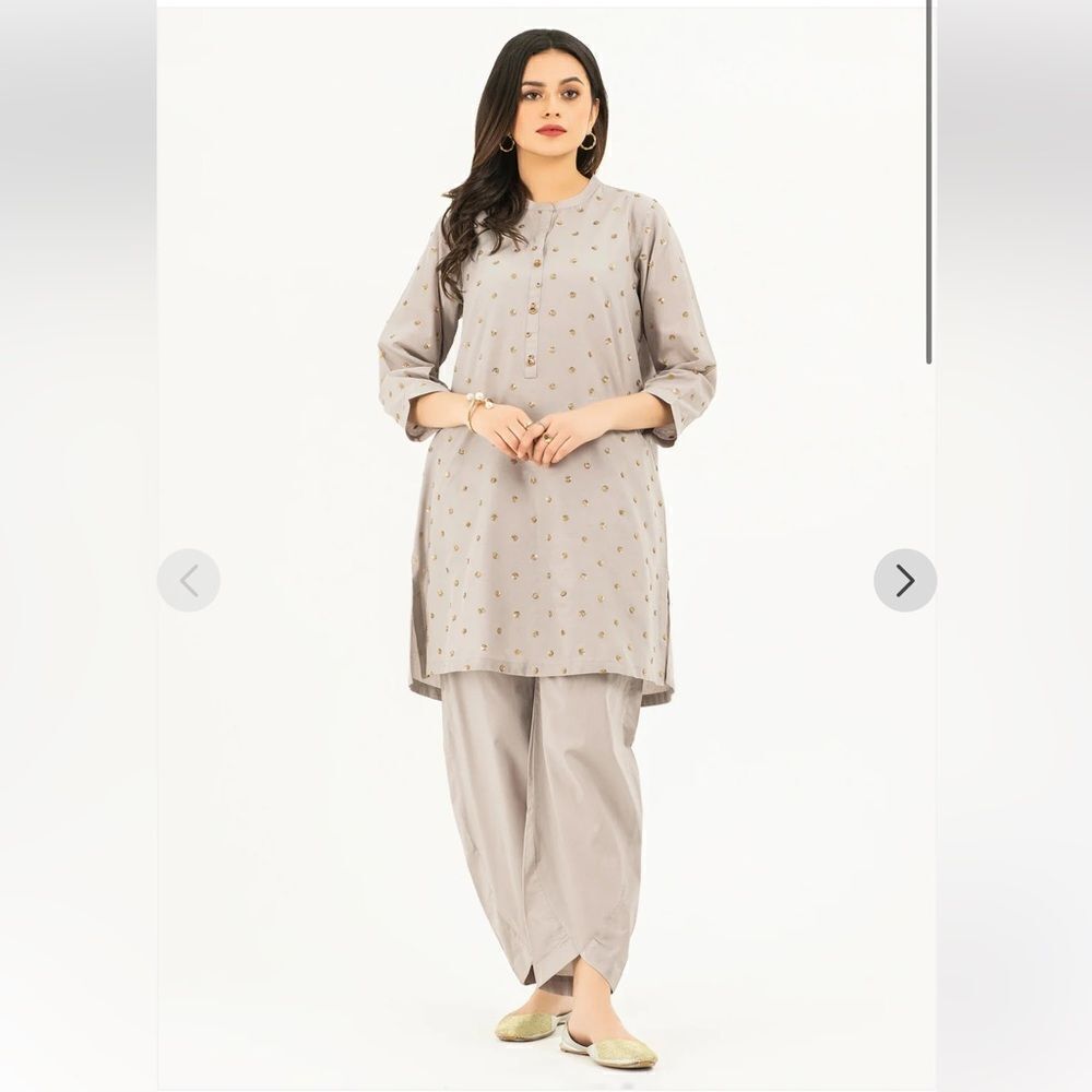 LIMELIGHT PAKISTANI DESIGNER GREY SEQUIN SHALWAR KAMEEZ 2 PIECE READY MADE